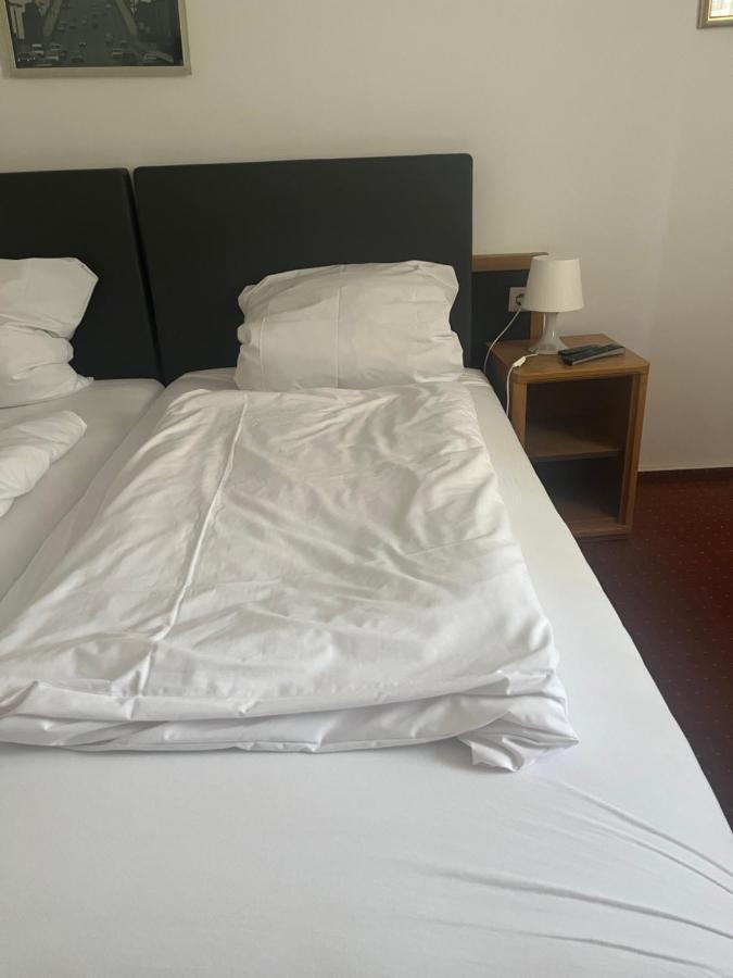 Hotel Zum Taunus Eppstein Exteriér fotografie